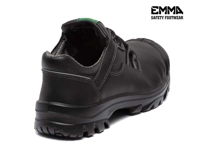 Natalya Buzko butunlay yalangoch